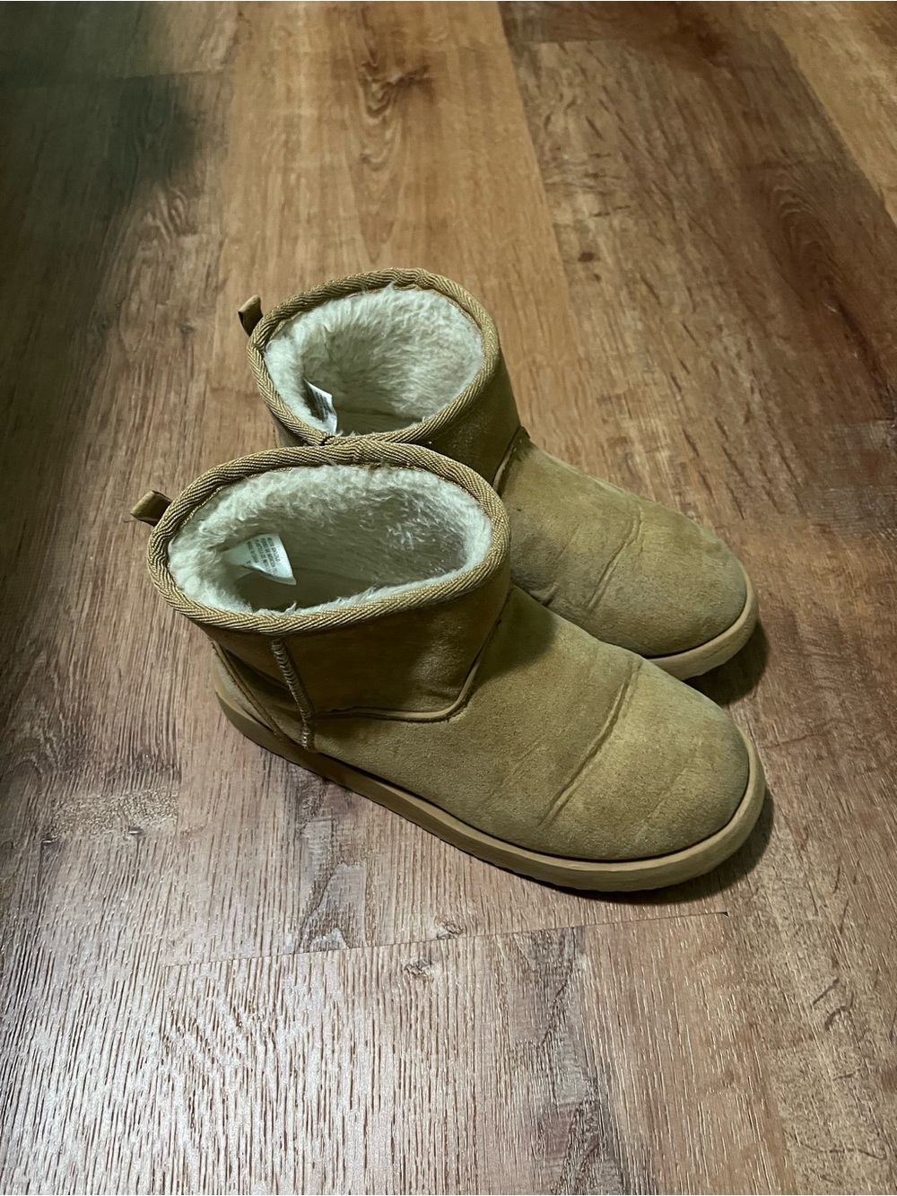 Kids Shearling-Lined Ankle Boots - size 2